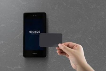 Биометрический терминал распознавания лиц и отпечатков Uface 8 Pro FP, настенный