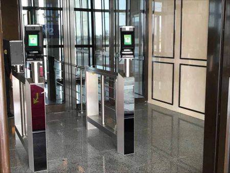 Распашной двухпроходной турникет Gotschlich Axioma DF VIP 1025H со сканером штрих-кода