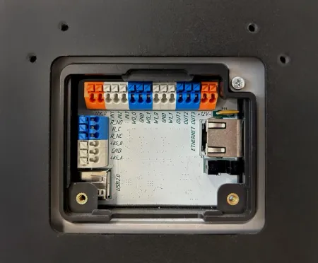 Терминал биометрический BioSmart Quasar MF идентификации по лицу, RFID-картам и смартфону