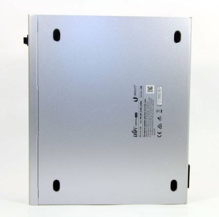 PoE-коммутатор Ubiquiti UniFi Switch 8-150W