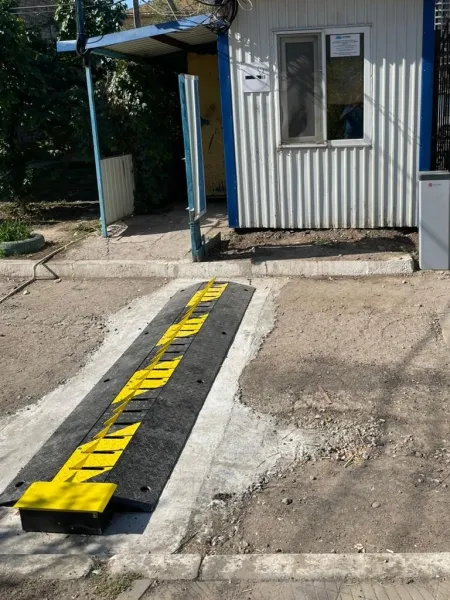Дорожный блокиратор AR-GO Роза, врезной/накладной Дорожный блокиратор AR-GO Роза, врезной/накладной
