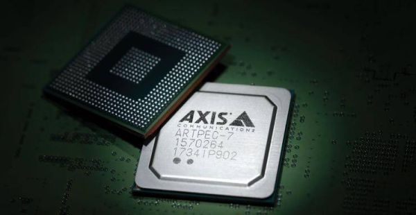 Сетевая IP-видеокамера Axis P1375 (2.8-10 мм)