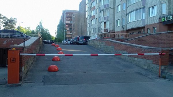 Шлагбаум автоматический Фантом Гранд G6000 с круглой стрелой 6 метров