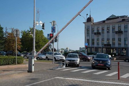 Шлагбаум автоматический AN-Motors ASB6000, стрела 5,3 метра