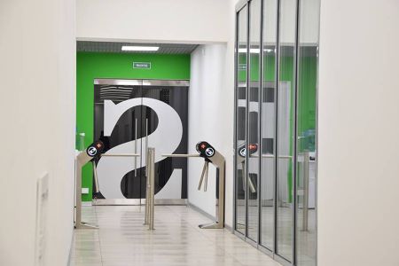Турникет-трипод PERCo-TTR-08A из нержавеющей стали, с автоматическими планками Антипаника