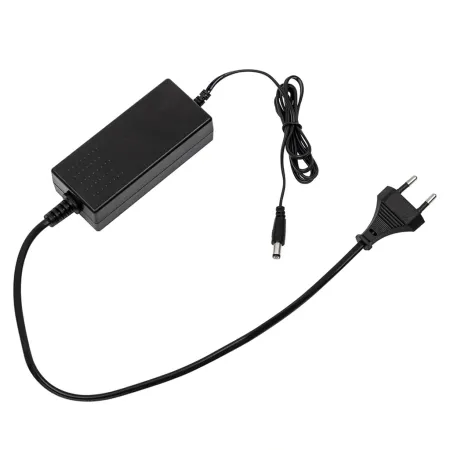 Источник стабилизированного питания AccordTec AT-12/30S Источник стабилизированного питания AccordTec AT-12/30S