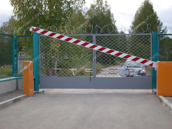 Противотаранный шлагбаум ШАП-L вертикальный, автоматический, 20 тонн Противотаранный шлагбаум ШАП-L вертикальный, автоматический, 20 тонн