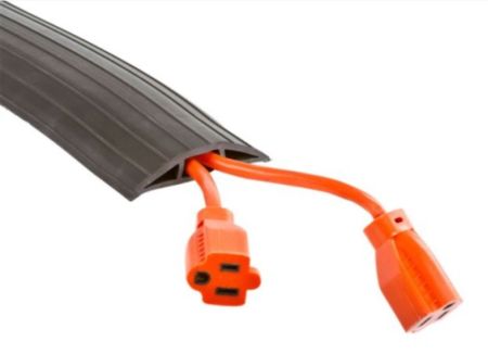 Гибкий кабель-канал ГКК 1-16, резина (1 канал 20х8 мм) Гибкий кабель-канал ГКК 1-16, резина (1 канал 20х8 мм)