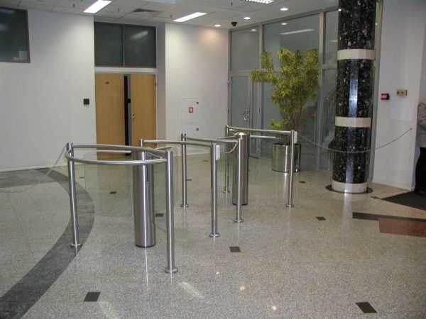 Роторный турникет Gunnebo GlasStile R Type A