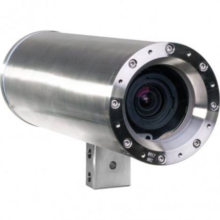 Взрывозащищенная сетевая IP-видеокамера 5Мп Axis ExCam XF P1367