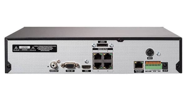 Сетевой IP-видеорегистратор IDIS DR-2204P на 4 канала