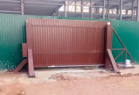 Противотаранные ворота ПВО-СБ 4000 откатные, электромеханические Противотаранные ворота ПВО-СБ 4000 откатные, электромеханические