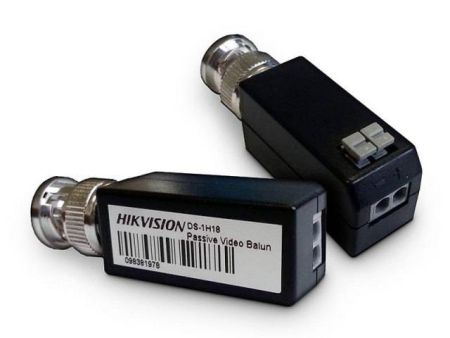 Приемопередатчик видеосигнала HikVision DS-1H18 по витой паре CAT5 и CAT6 до 200м