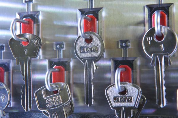 Электронная ключница KeyGuard на 50 ключей, модульная